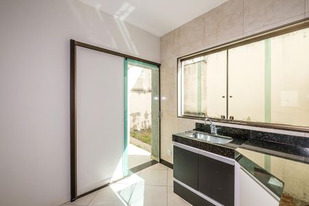 Casa à venda com 112m², 3 quartos e 1 vaga Casa à venda com 112m², 3 quartos e 1 vagaCozinha