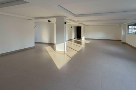 Apartamento à venda com 112m², 3 quartos e 3 vagas Apartamento à venda com 112m², 3 quartos e 3 vagasÁrea comum - Salão de festas