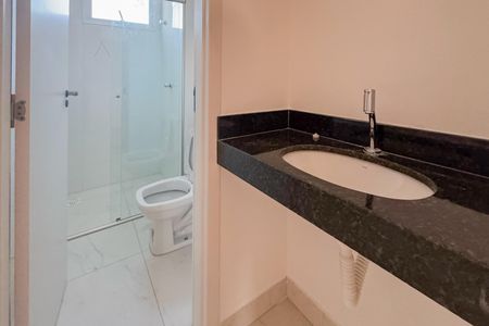 Apartamento à venda com 112m², 3 quartos e 3 vagas Apartamento à venda com 112m², 3 quartos e 3 vagasBanheiro Social