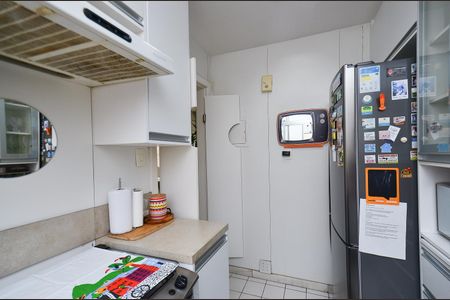 Apartamento à venda com 110m², 2 quartos e 4 vagas Apartamento à venda com 110m², 2 quartos e 4 vagasCozinha