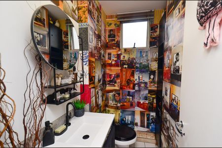 Apartamento à venda com 110m², 2 quartos e 4 vagas Apartamento à venda com 110m², 2 quartos e 4 vagasBanheiro social2