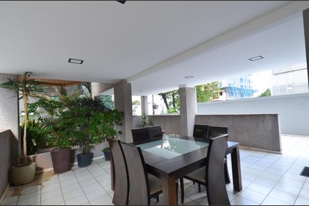 Apartamento à venda com 110m², 2 quartos e 4 vagas Apartamento à venda com 110m², 2 quartos e 4 vagasArea comum