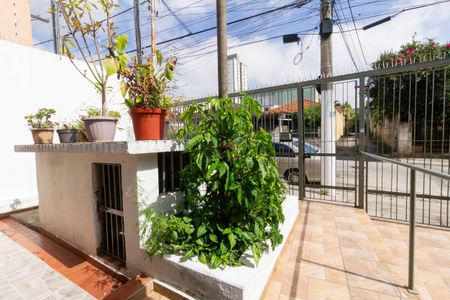 Casa à venda com 180m², 2 quartos e 4 vagasQuintal