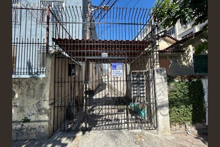 Casa à venda com 220m², 3 quartos e sem vagaPlaca