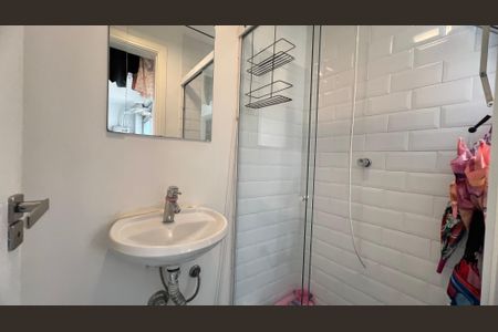 Apartamento à venda com 100m², 2 quartos e 1 vaga Apartamento à venda com 100m², 2 quartos e 1 vagaBanheiro de serviço