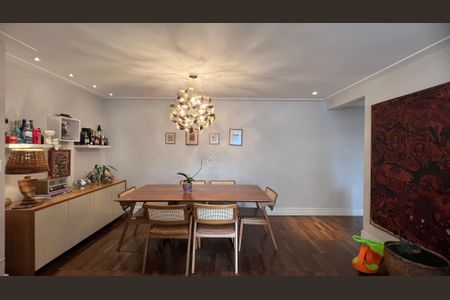 Apartamento à venda com 100m², 2 quartos e 1 vaga Apartamento à venda com 100m², 2 quartos e 1 vagaSala