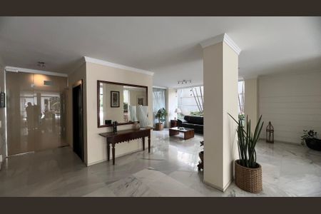 Apartamento à venda com 100m², 2 quartos e 1 vaga Apartamento à venda com 100m², 2 quartos e 1 vagaHall de entrada