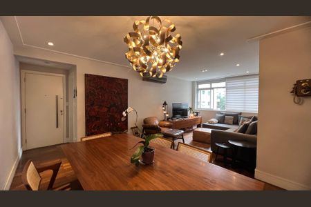 Apartamento à venda com 100m², 2 quartos e 1 vaga Apartamento à venda com 100m², 2 quartos e 1 vagaSala