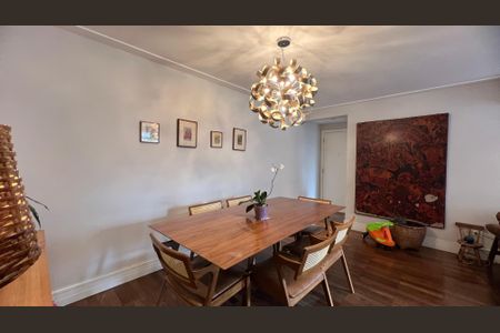 Apartamento à venda com 100m², 2 quartos e 1 vaga Apartamento à venda com 100m², 2 quartos e 1 vagaSala