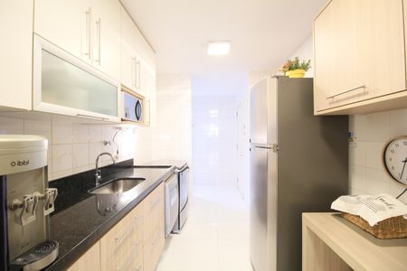 Apartamento à venda com 127m², 4 quartos e 2 vagasCozinha