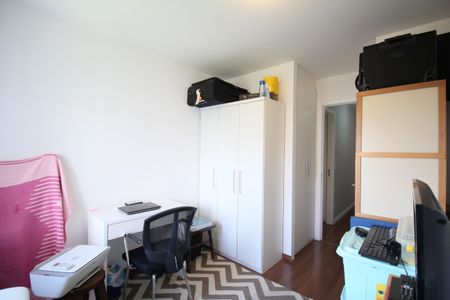 Apartamento à venda com 127m², 4 quartos e 2 vagasQuarto 2