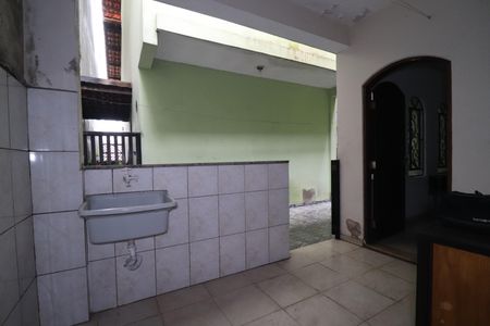 Casa à venda com 175m², 4 quartos e 4 vagasCasa 2 - Área de serviço