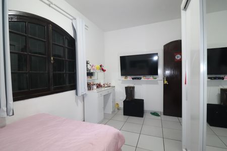 Casa à venda com 175m², 4 quartos e 4 vagasQuarto 2