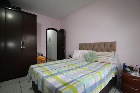 Casa à venda com 175m², 4 quartos e 4 vagasQuarto 1 suíte