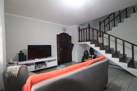 Casa à venda com 175m², 4 quartos e 4 vagasSala