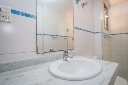 Apartamento à venda com 143m², 4 quartos e 2 vagasBanheiro Social