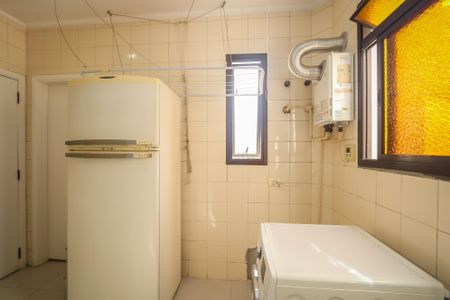 Apartamento à venda com 143m², 4 quartos e 2 vagasLavanderia