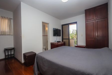 Apartamento à venda com 143m², 4 quartos e 2 vagasSuíte 1