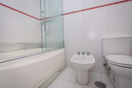 Apartamento à venda com 143m², 4 quartos e 2 vagasBanheiro da Suíte 1