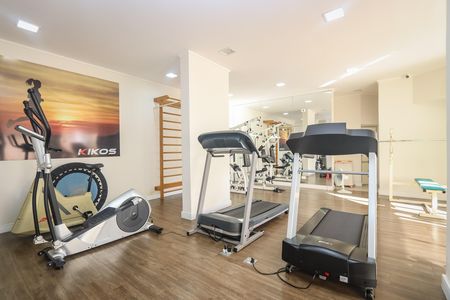 Apartamento à venda com 143m², 4 quartos e 2 vagasÁrea comum - Academia