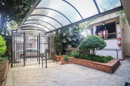 Apartamento à venda com 143m², 4 quartos e 2 vagasPortaria