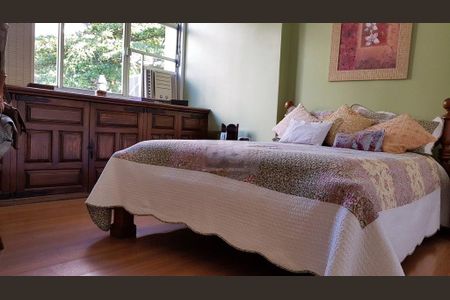 Apartamento à venda com 122m², 3 quartos e 1 vaga