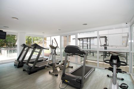 Apartamento à venda com 113m², 2 quartos e 2 vagas Apartamento à venda com 113m², 2 quartos e 2 vagasÁrea Comum - Academia