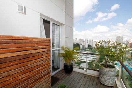 Apartamento à venda com 113m², 2 quartos e 2 vagas Apartamento à venda com 113m², 2 quartos e 2 vagasVaranda da Suíte 1 e 2