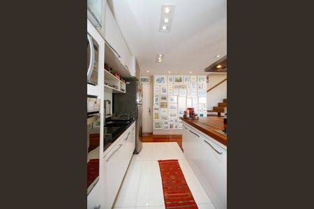 Apartamento à venda com 113m², 2 quartos e 2 vagas Apartamento à venda com 113m², 2 quartos e 2 vagasCozinha