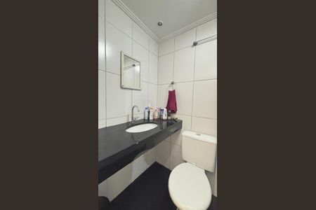Apartamento à venda com 65m², 3 quartos e 1 vaga Apartamento à venda com 65m², 3 quartos e 1 vagaBanheiro