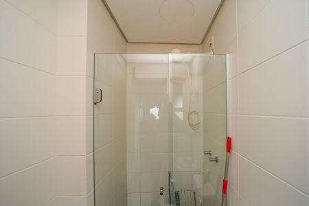 Apartamento à venda com 161m², 3 quartos e 3 vagas Apartamento à venda com 161m², 3 quartos e 3 vagasBanheiro de serviço
