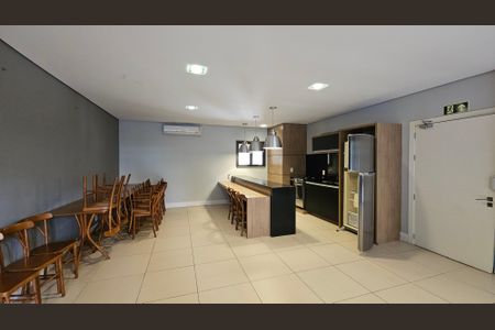 Apartamento à venda com 161m², 3 quartos e 3 vagas Apartamento à venda com 161m², 3 quartos e 3 vagasÁrea comum - Salão de festas