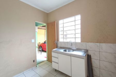 Casa à venda com 200m², 1 quarto e 12 vagas Casa à venda com 200m², 1 quarto e 12 vagasCozinha