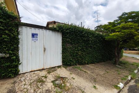 Casa à venda com 200m², 1 quarto e 12 vagas Casa à venda com 200m², 1 quarto e 12 vagasPlaca