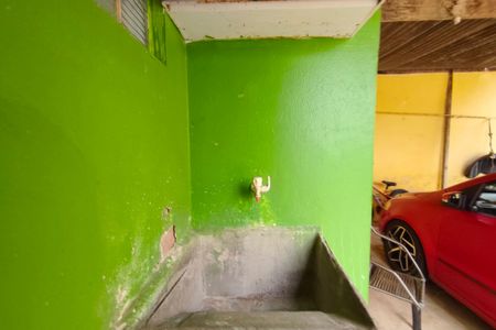 Casa à venda com 200m², 1 quarto e 12 vagas Casa à venda com 200m², 1 quarto e 12 vagasÁrea de Serviço