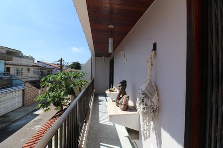 Casa à venda com 204m², 4 quartos e 1 vagaVaranda Quarto 1