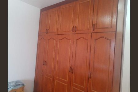 Casa à venda com 197m², 3 quartos e 2 vagas