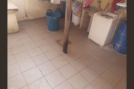 Casa à venda com 197m², 3 quartos e 2 vagas