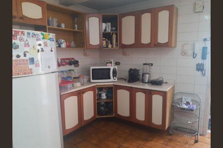 Casa à venda com 197m², 3 quartos e 2 vagas