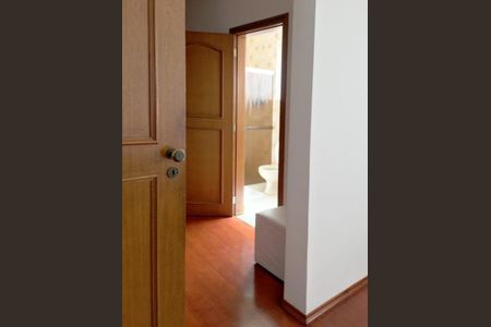 Casa à venda com 405m², 5 quartos e 4 vagas