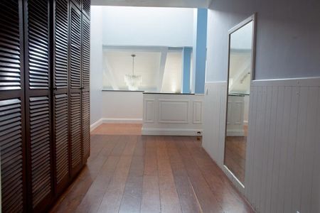 Casa à venda com 405m², 5 quartos e 4 vagas