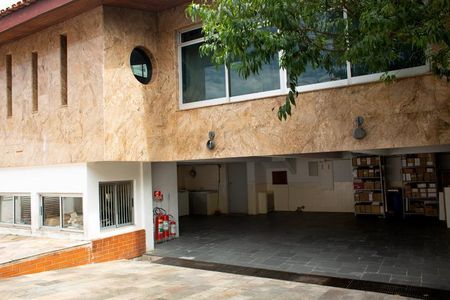 Casa à venda com 405m², 5 quartos e 4 vagas