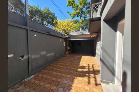 Casa à venda com 240m², 4 quartos e 5 vagas