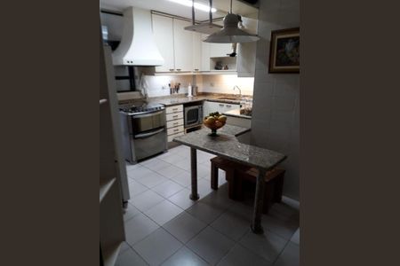 Apartamento à venda com 126m², 3 quartos e 2 vagas