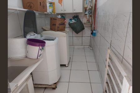 Casa à venda com 184m², 3 quartos e 2 vagas