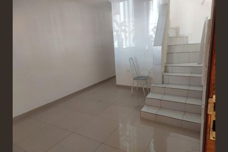 Casa à venda com 184m², 3 quartos e 2 vagas