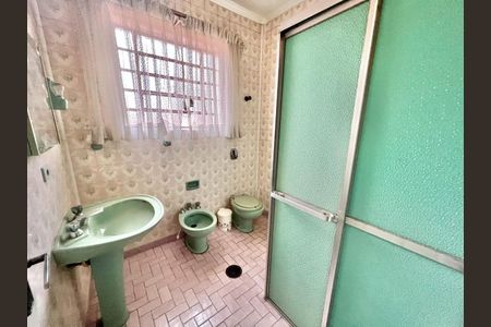 Casa à venda com 213m², 3 quartos e 2 vagas