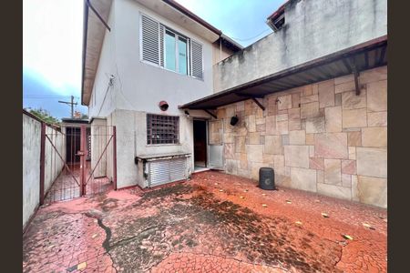 Casa à venda com 213m², 3 quartos e 2 vagas