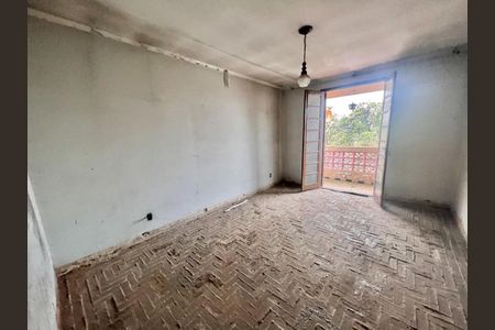 Casa à venda com 213m², 3 quartos e 2 vagas