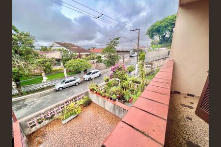 Casa à venda com 213m², 3 quartos e 2 vagas